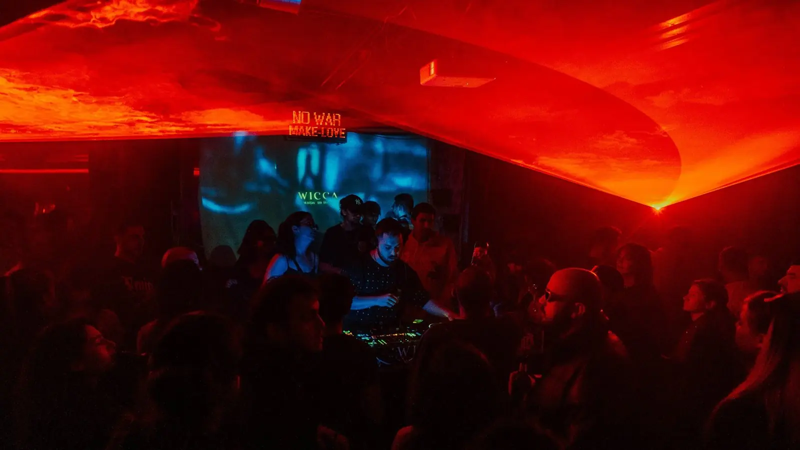 Mepuls Kimdir? Antalya Elektronik Müzik Sahnesinden Yükselen DJ Profili